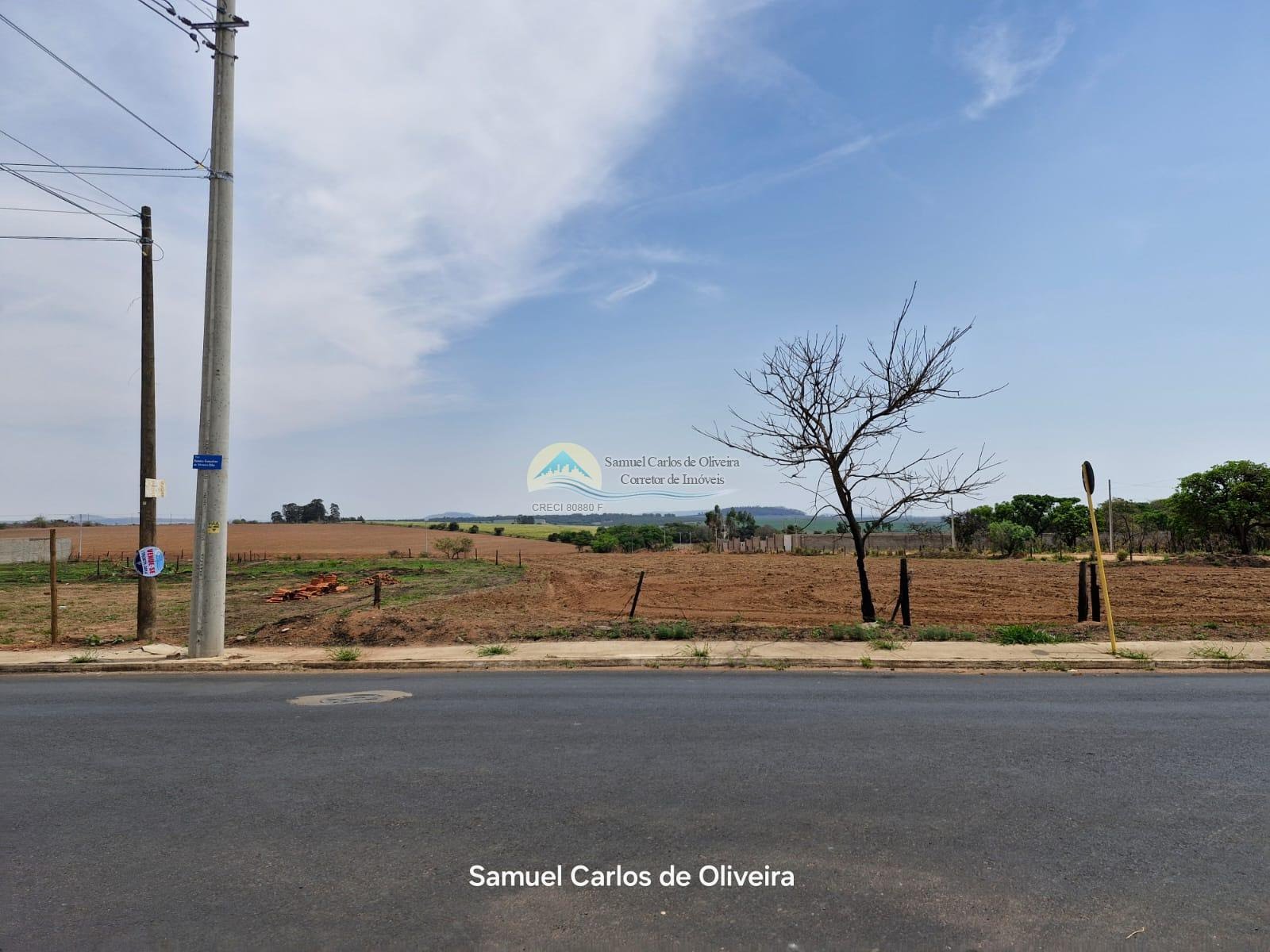 Terreno à Venda em Casa Branca 