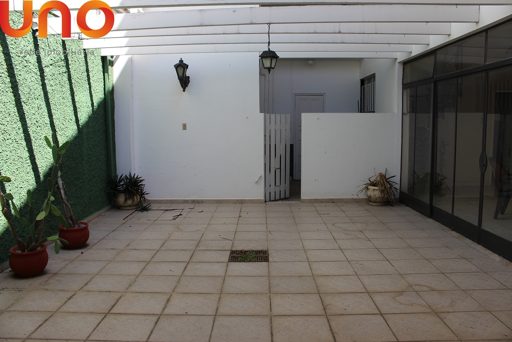 Casa para alugar com 4 quartos, 1 suíte, 4 vagas e 380m² no Parque Tamandaré, Campos dos Goytacazes (RJ) — foto 12 de 30