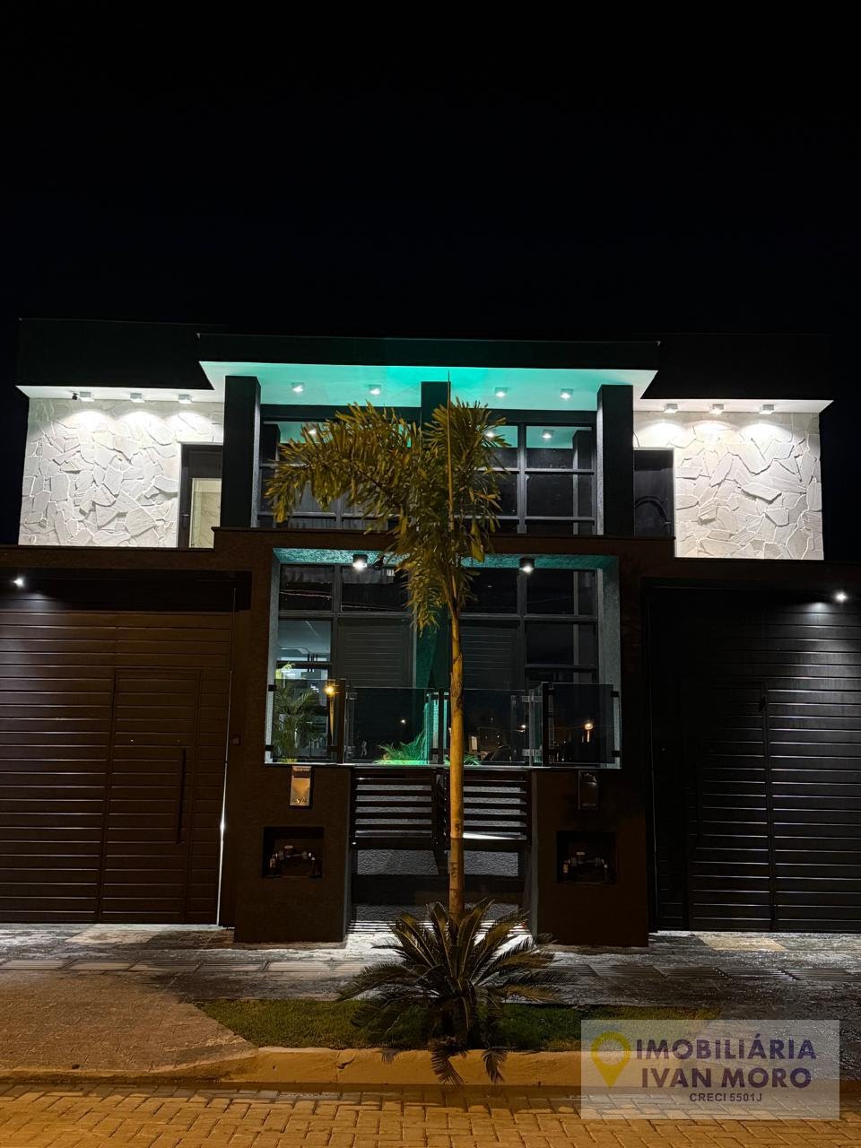 Casa à venda com 3 quartos, 1 suíte, 2 vagas e 192m² no Canasvieiras, Florianópolis (SC) — foto 2 de 30