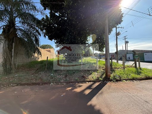 Lote / Terreno em Jardim Cinelândia  -  Santa Rita do Passa Quatro