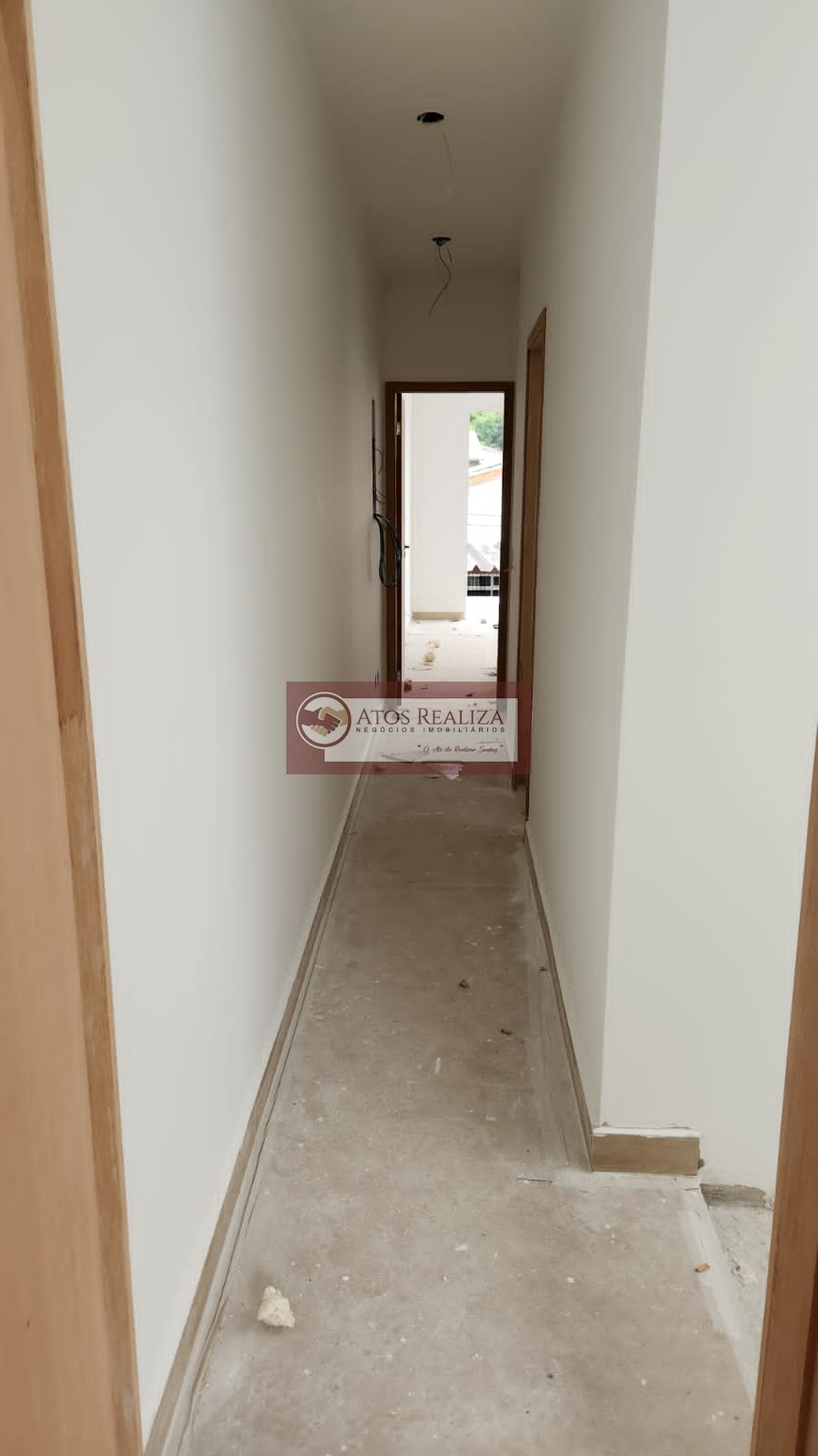 Casa à venda com 3 quartos, 1 suíte, 2 vagas e 108m² no Jardim Sabara, São Paulo (SP) — foto 8 de 10