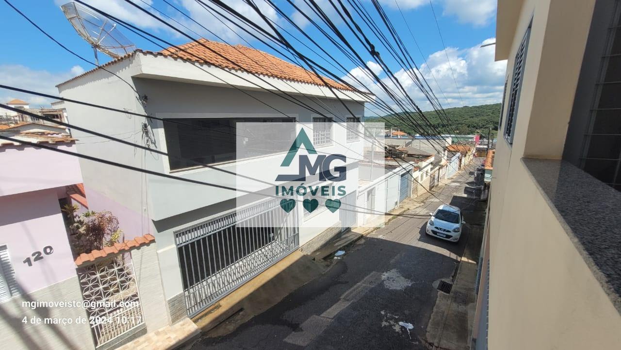 Casa à venda com 4 quartos, 1 suíte, 4 vagas e 150m² no Cotia, Três Corações (MG) — foto 9 de 21
