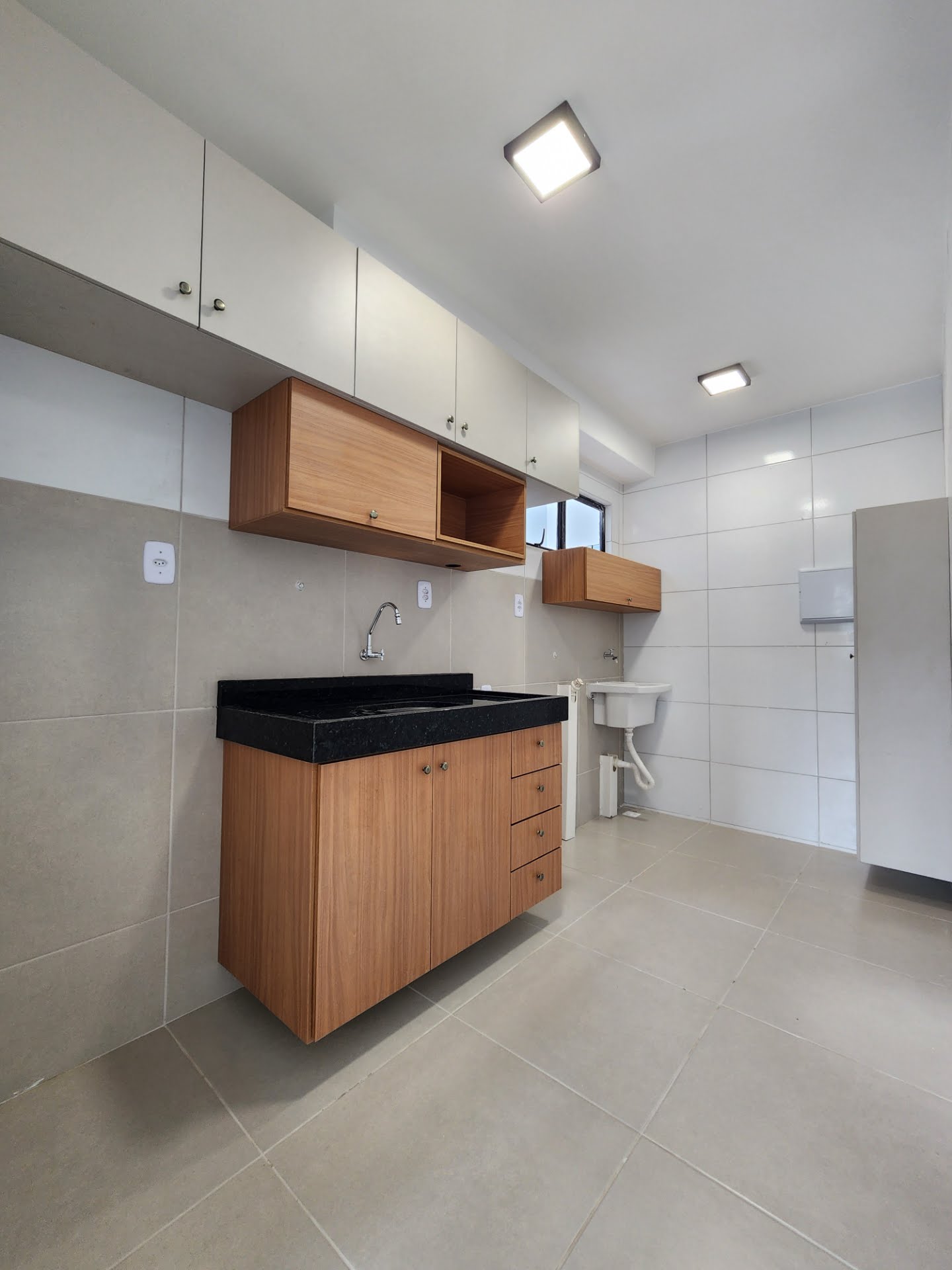 Apartamento para alugar com 2 quartos, 1 banheiro e 41m² no Sim, Feira de Santana (BA) — foto 3 de 8