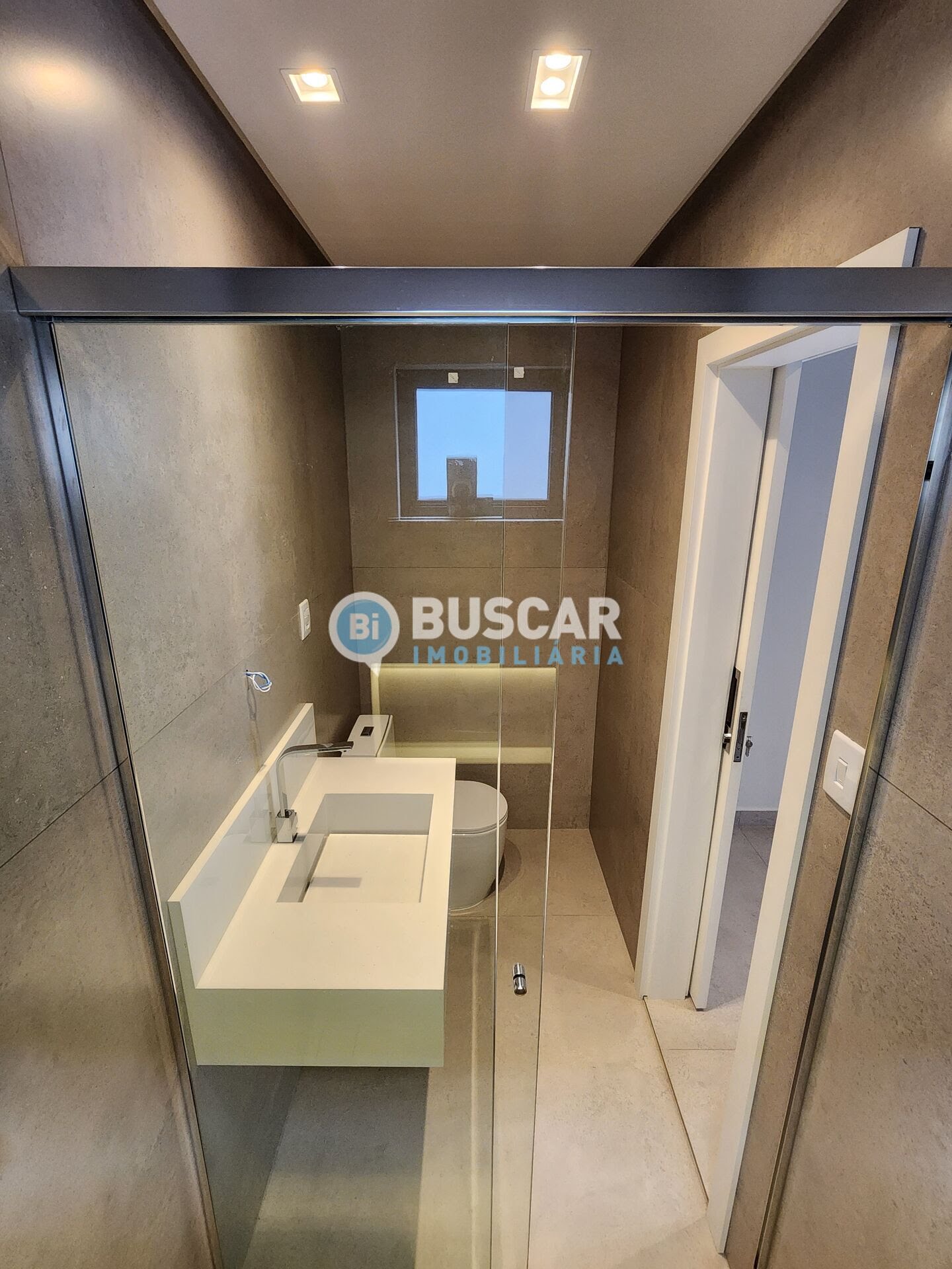 Casa à venda com 4 quartos, 4 suítes, 4 vagas e 240m² no Sim, Feira de Santana (BA) — foto 17 de 24