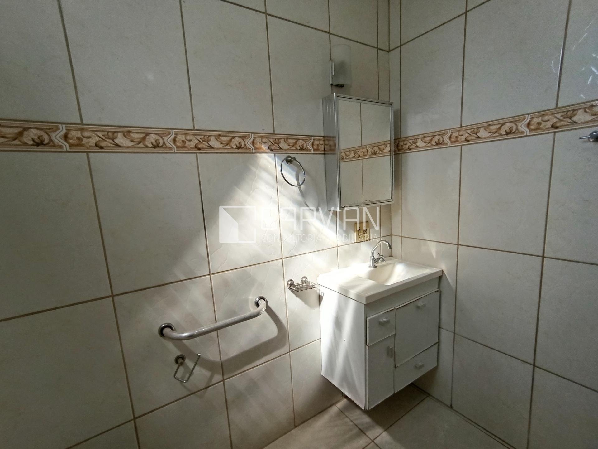 Casa à venda com 3 quartos, 1 banheiro, 4 vagas e 157m² no Vila Tiberio, Ribeirão Preto (SP) — foto 14 de 19