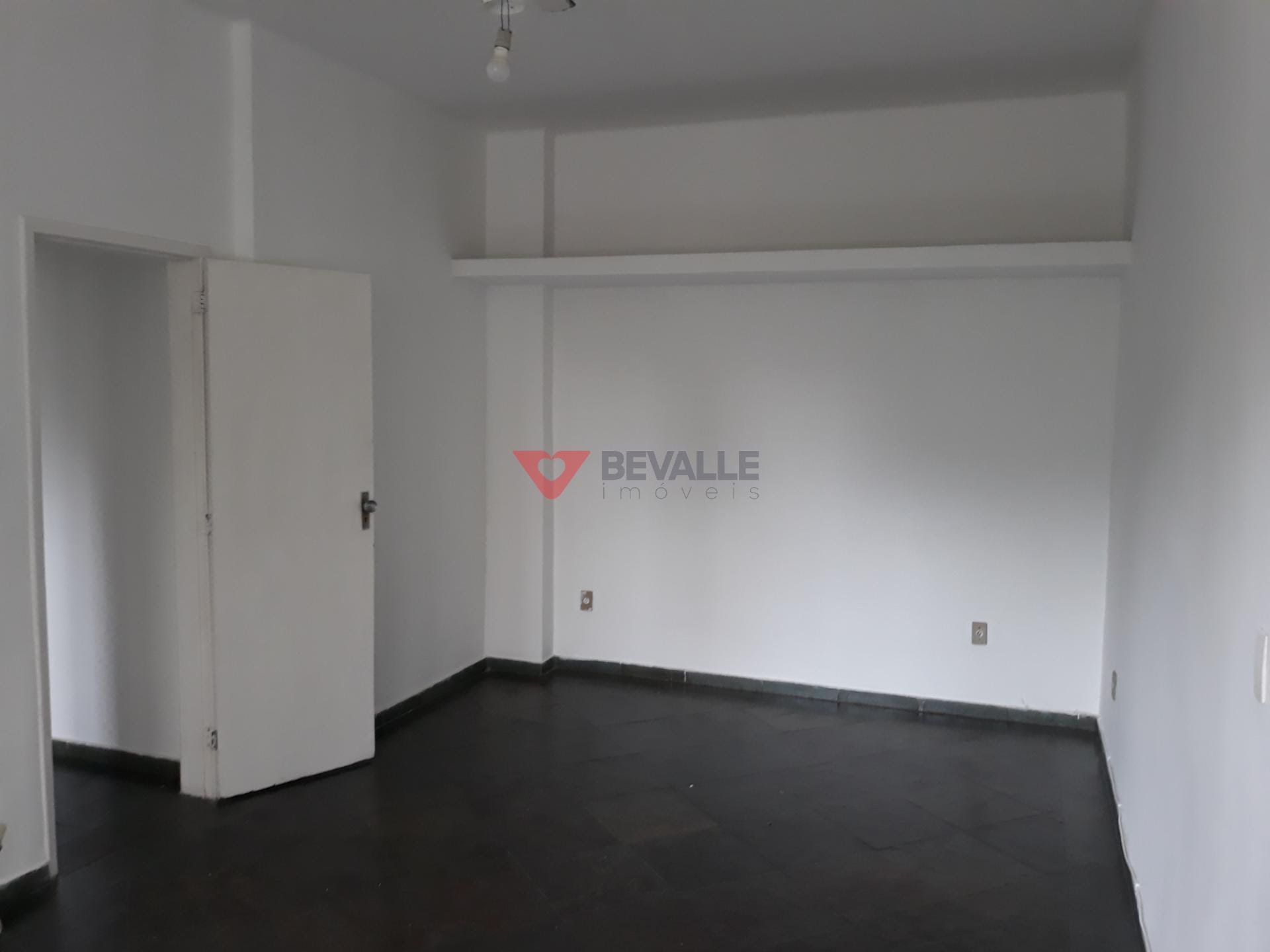 Apartamento à venda com 3 quartos, 2 banheiros e 148m² no Copacabana, Rio de Janeiro (RJ) — foto 13 de 30