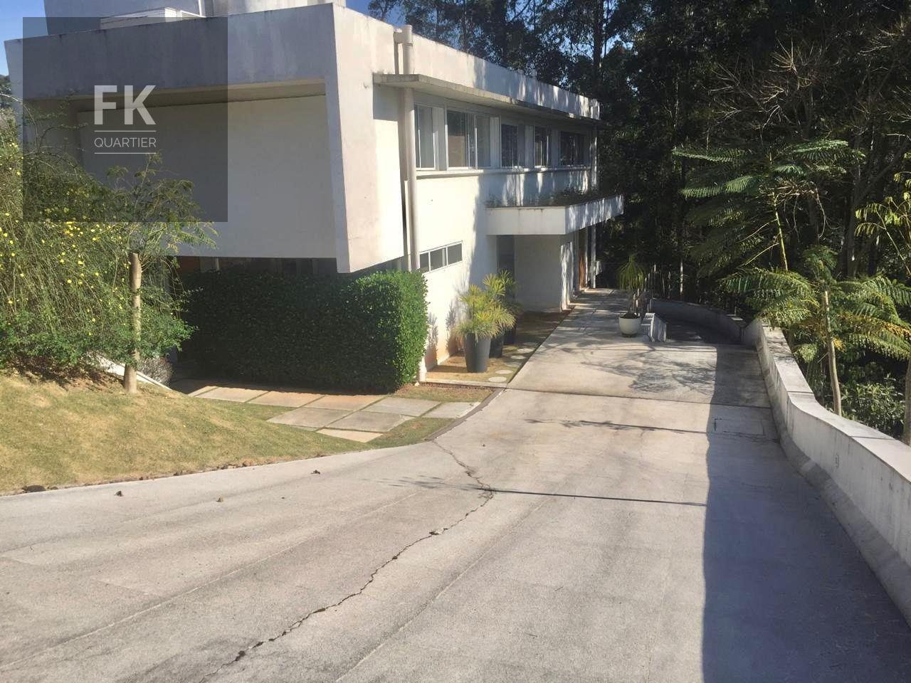 Casa para alugar com 4 quartos, 4 suítes, 7 vagas e 900m² no Residencial Tamboré, Barueri (SP) — foto 4 de 21