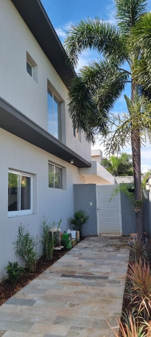 Casa à venda com 3 quartos, 3 suítes, 5 vagas e 255m² no Bonfim Paulista, Ribeirão Preto (SP) — foto 8 de 27
