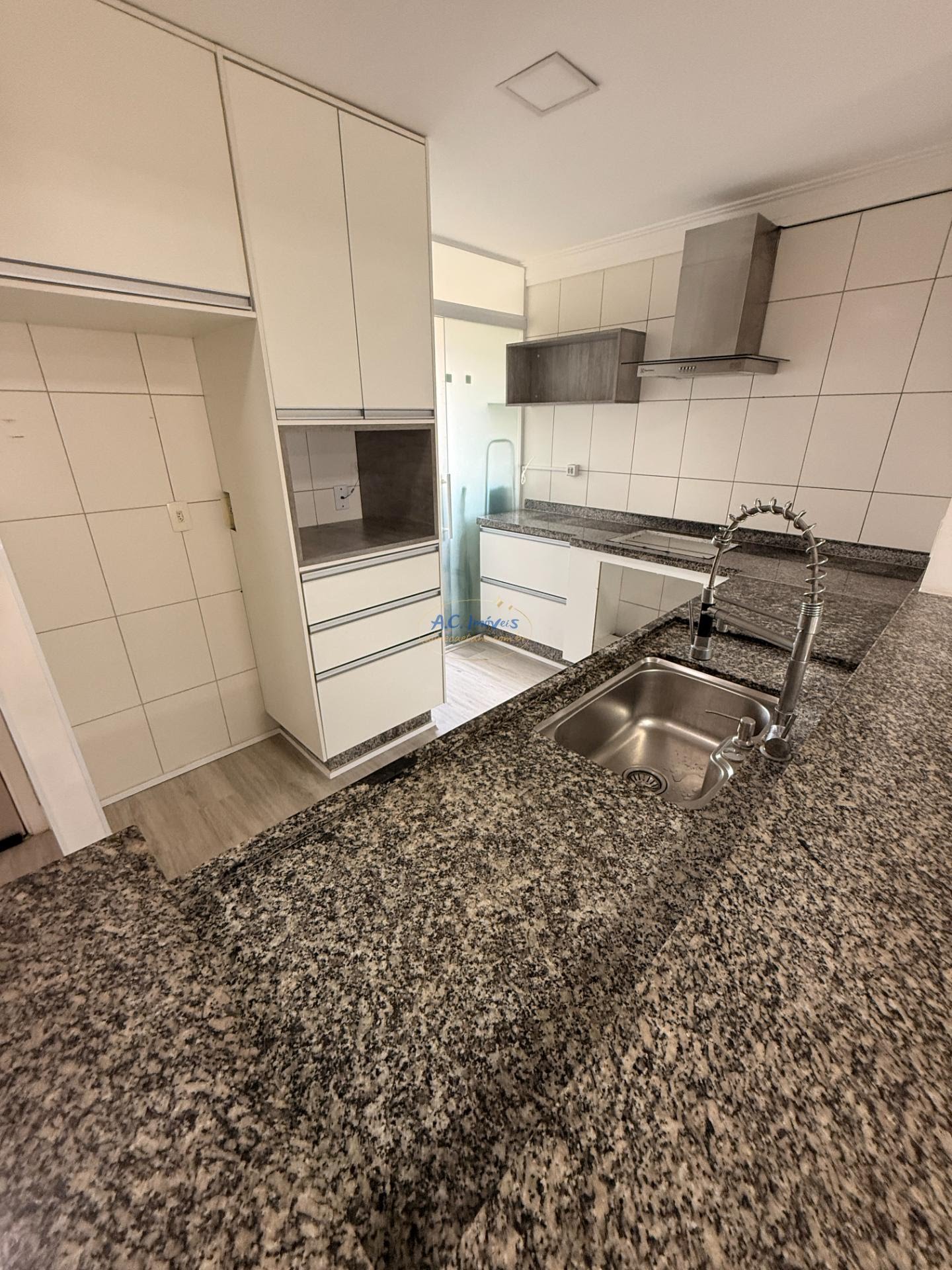 Apartamento à venda com 3 quartos, 1 suíte, 2 vagas e 92m² no Nova Mirim, Praia Grande (SP) — foto 8 de 30