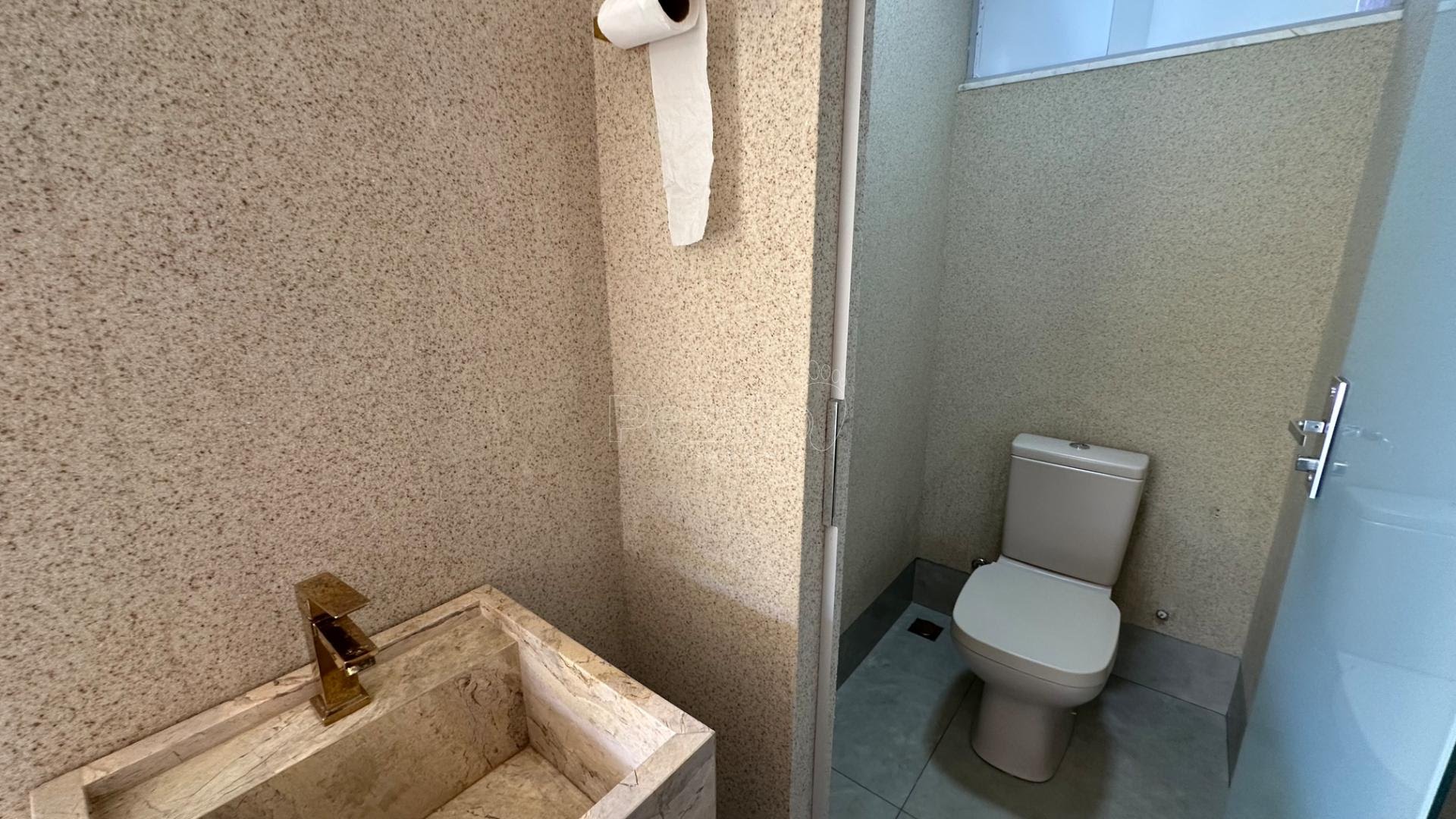 Casa à venda com 3 quartos, 1 suíte, 2 vagas e 225m² no Flamboyant II, Itapuranga (GO) — foto 3 de 13
