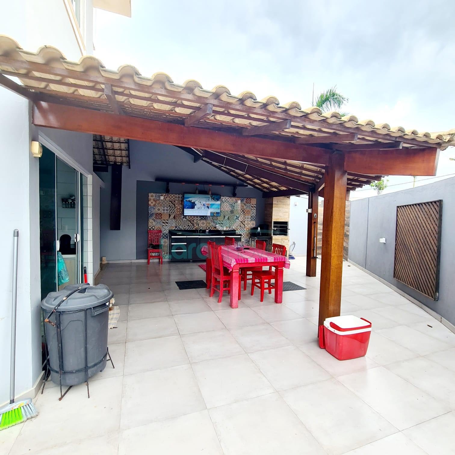 Casa à venda com 3 quartos, 2 suítes, 2 vagas e 280m² no Lagoa, Macaé (RJ) — foto 15 de 25