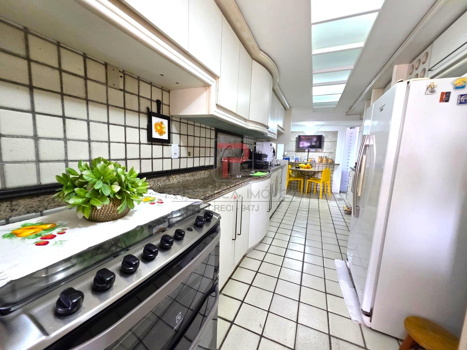 Cobertura à venda com 4 quartos, 4 suítes, 2 vagas e 300m² no Manaíra, João Pessoa (PB) — foto 8 de 30