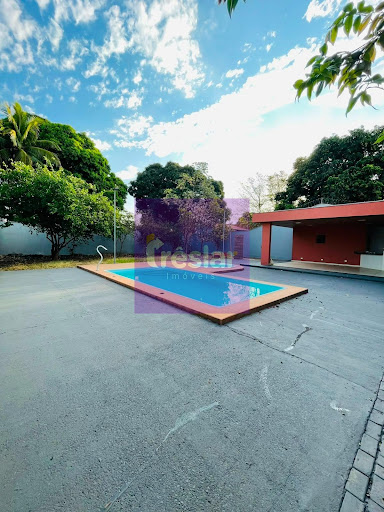 Casa à venda no Jardim Progresso, Três Lagoas: 3 suítes, 5 banheiros | R$ 1,6 mi