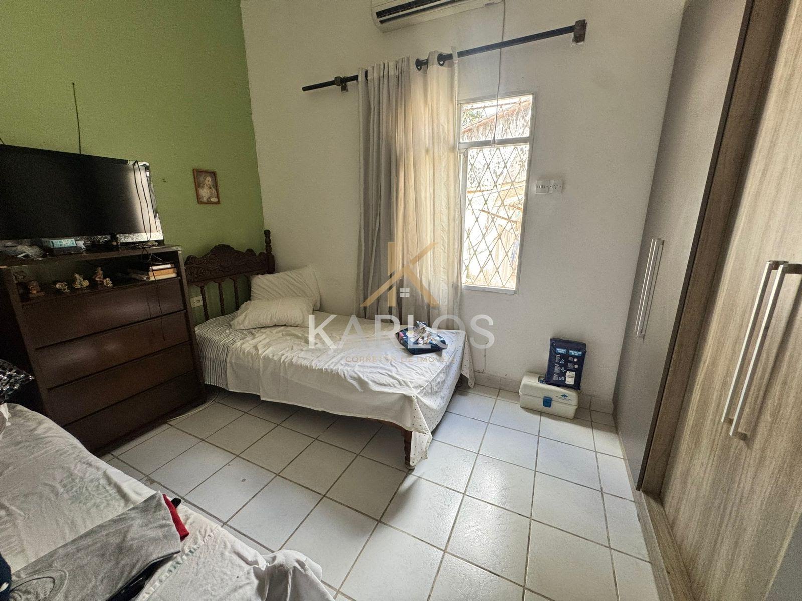 Casa à venda com 4 quartos, 1 suíte, 2 vagas e 220m² no Prado, Recife (PE) — foto 12 de 16