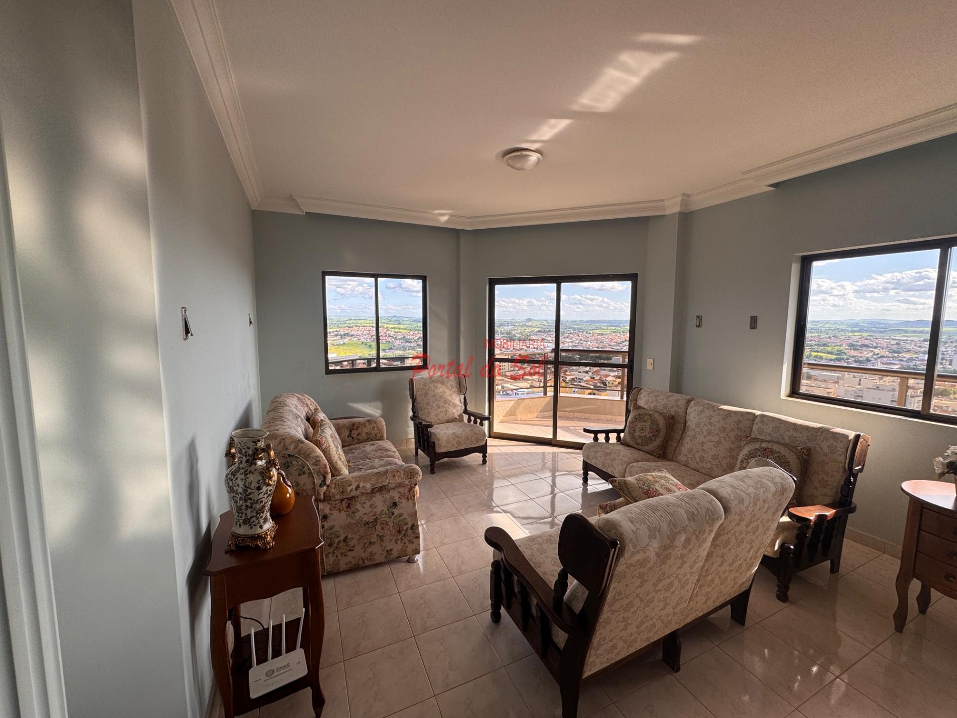 Apartamento à venda com 4 quartos, 2 suítes, 2 vagas e 225m² no Centro, Santo Antônio da Platina (PR) — foto 5 de 23
