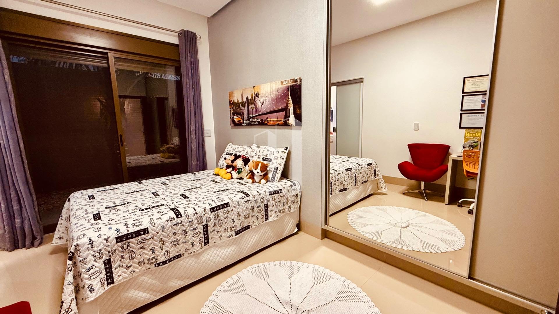 Casa à venda com 3 quartos, 3 suítes, 3 vagas e 240m² no Residencial Goiânia Golfe Clube, Goiânia (GO) — foto 11 de 30