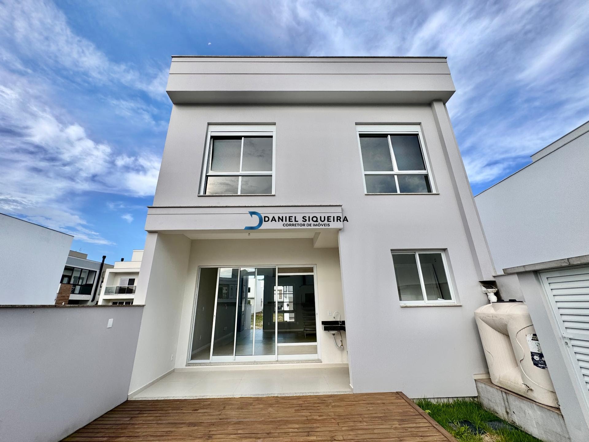 Casa à venda com 3 quartos, 3 suítes, 2 vagas e 189m² no Bairro Deltaville, Biguaçu (SC) — foto 10 de 28