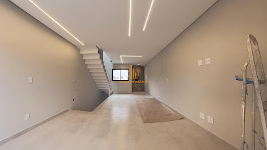 Sobrado à venda em Santo André 110m² 2 suítes por R$790 mil
