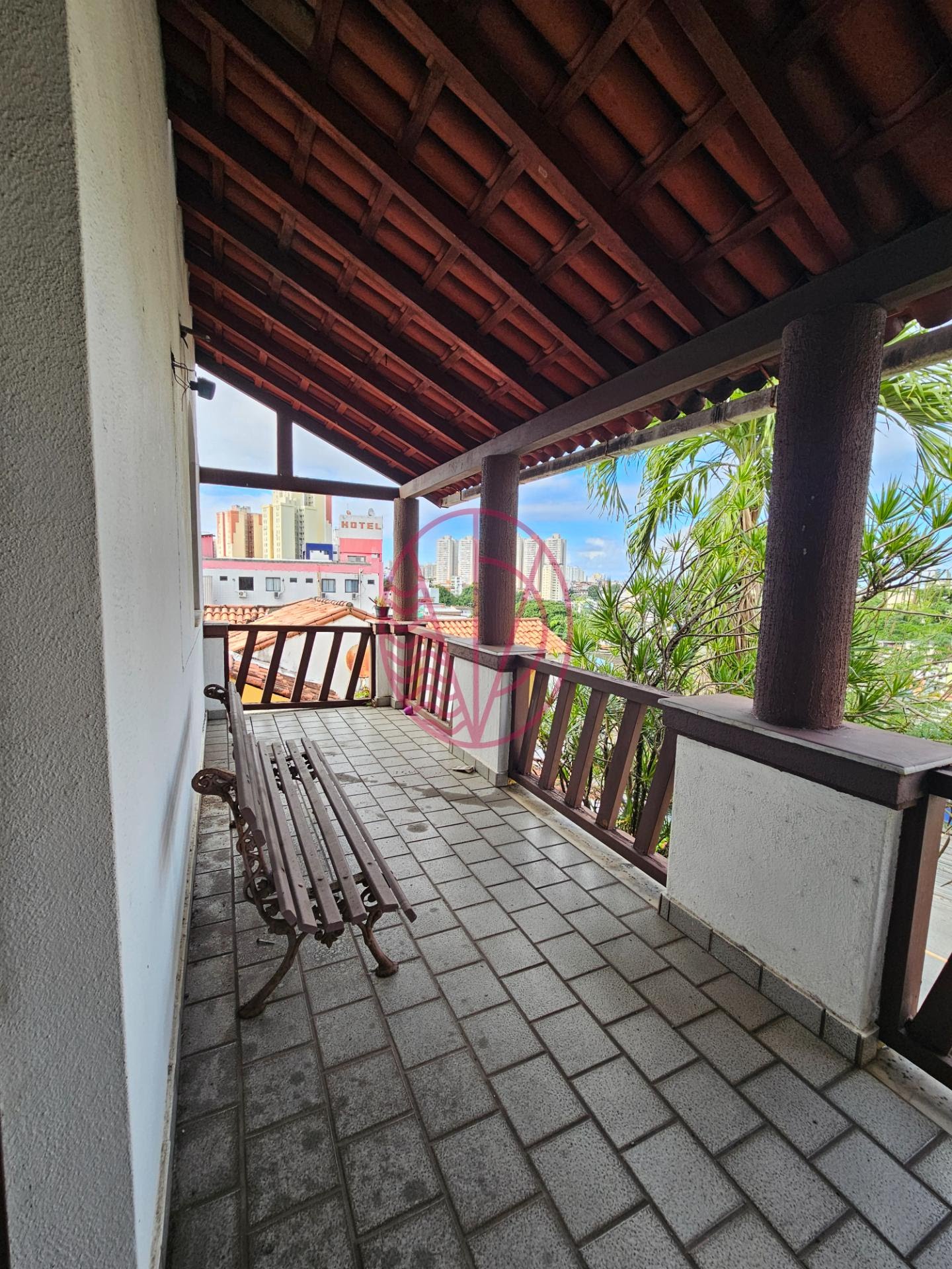 Casa para alugar com 7 quartos, 3 banheiros, 1 vaga e 251m² no Brotas, Salvador (BA) — foto 28 de 30