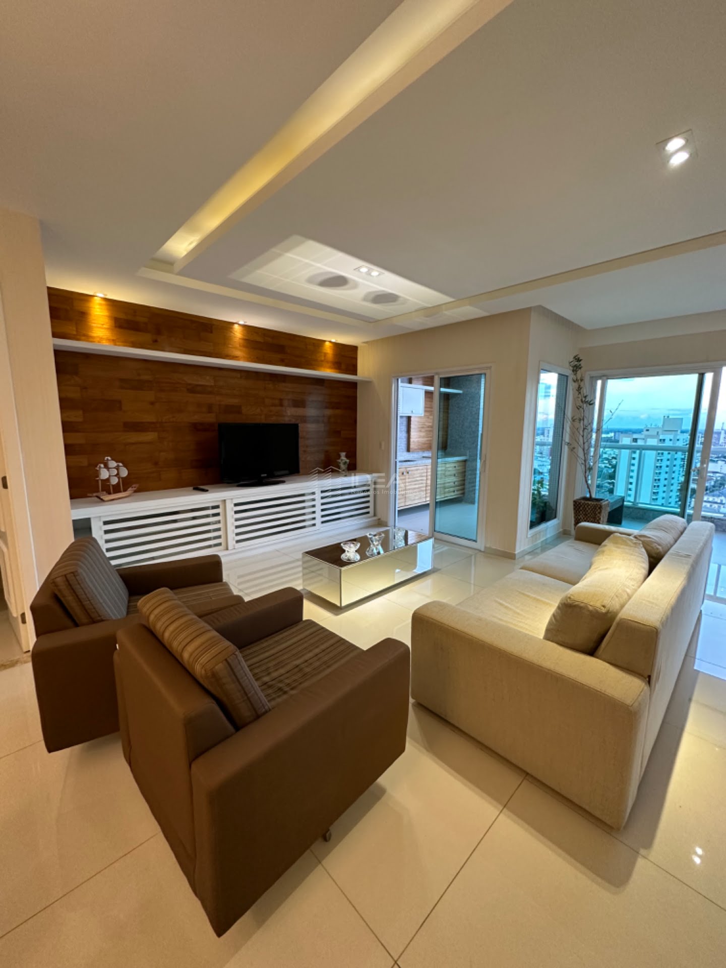 Apartamento à venda com 4 quartos, 3 suítes, 3 vagas e 160m² no Jardim Maria de Queiroz, Campos dos Goytacazes (RJ) — foto 28 de 30