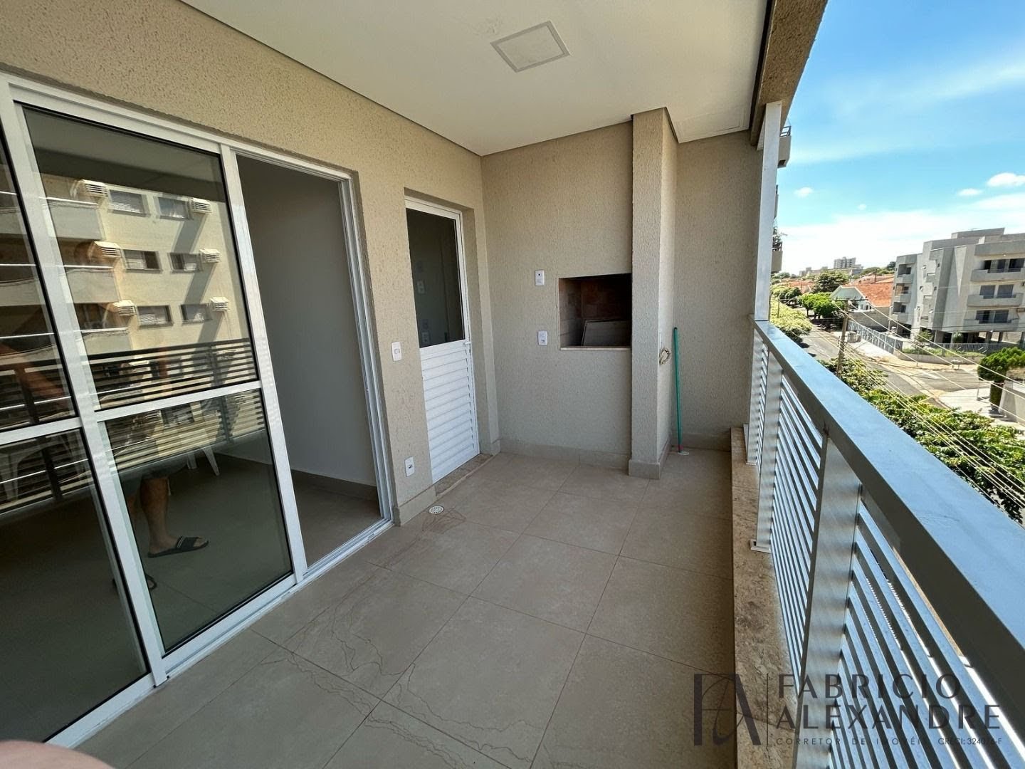 Apartamento à venda com 3 quartos, 1 suíte, 2 vagas e 81m² no Bom Jardim, São José do Rio Preto (SP) — foto 2 de 12
