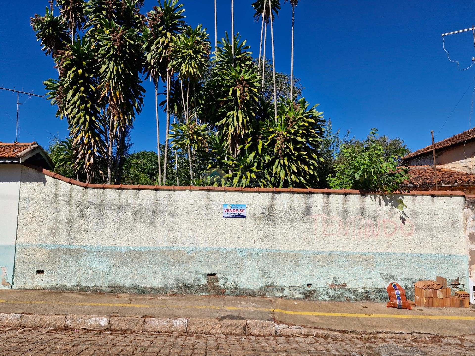 Terreno a venda em Casa Branca SP