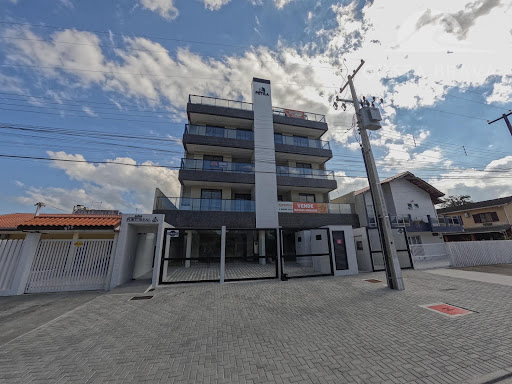 Apartamento Garden Novo, poucas quadras do mar, baixa taxa!