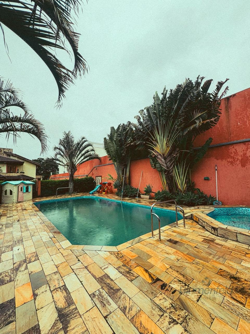 Casa à venda com 5 quartos, 3 suítes, 6 vagas e 600m² no Condomínio Arujazinho III, Arujá (SP) — foto 28 de 30