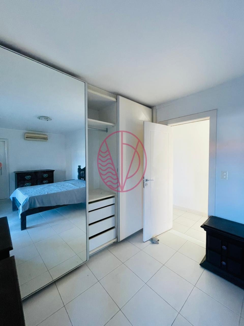 Casa à venda com 6 quartos, 6 suítes, 4 vagas e 1100m² no Pituaçu, Salvador (BA) — foto 24 de 30
