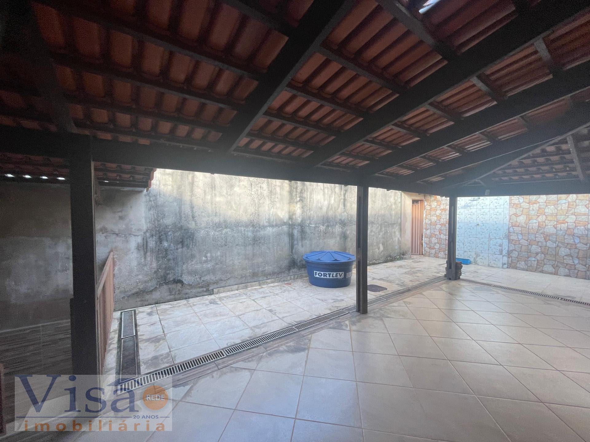 Casa à venda com 3 quartos, 1 suíte, 2 vagas e 250m² no Aparecida, Paracatu (MG) — foto 3 de 25