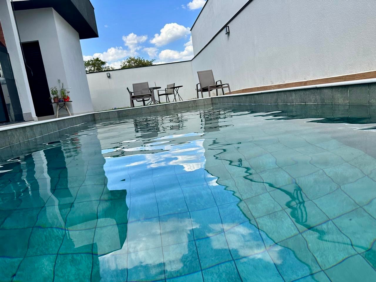 Casa à venda com 4 quartos, 4 suítes, 6 vagas e 263m² no Jardim dos Lagos, Indaiatuba (SP) — foto 17 de 30