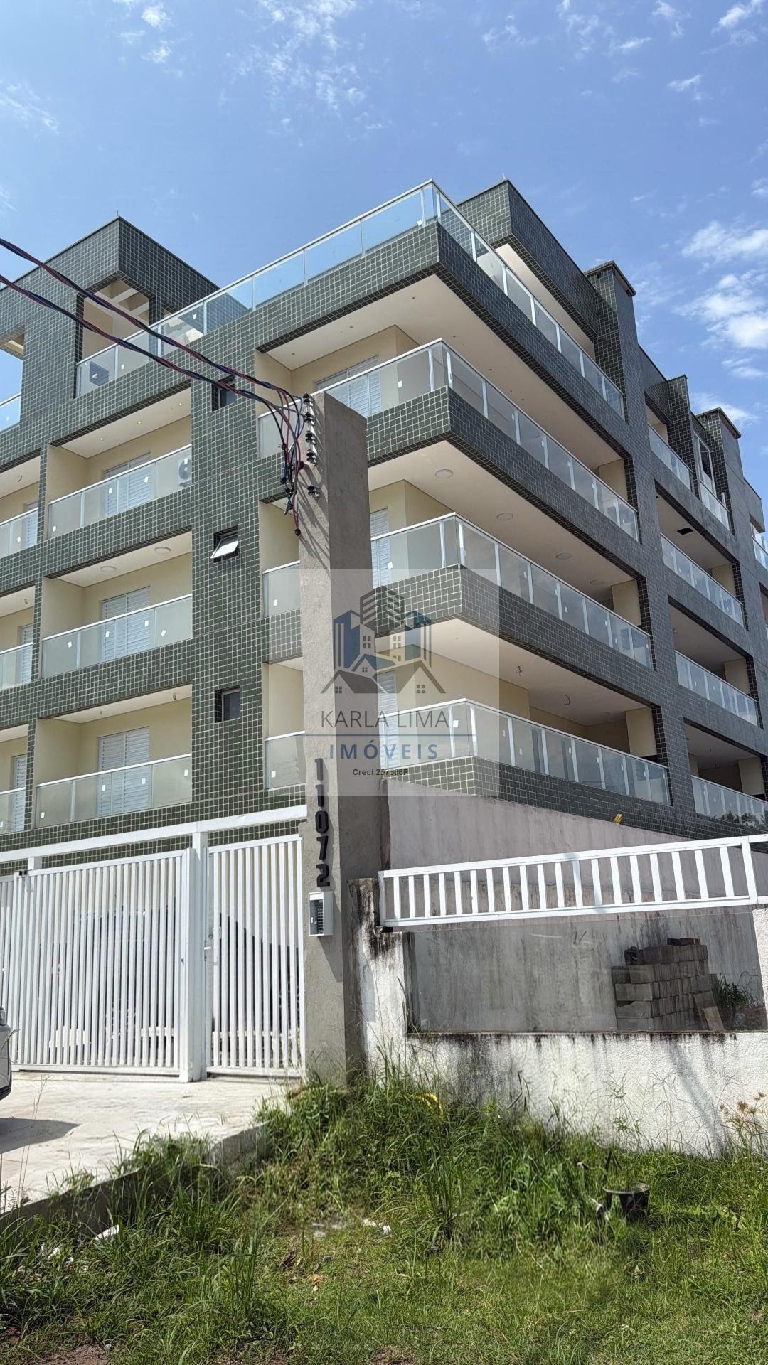 Apartamento à venda com 2 quartos, 1 banheiro, 1 vaga e 67m² no Indaiá, Bertioga — foto principal