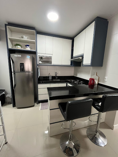 Apartamento a 100 metros do mar 03 quartos -  em Balneário Perequê  -  Porto Belo