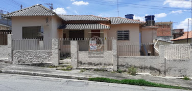 Casa em Limoeiro  -  São Paulo