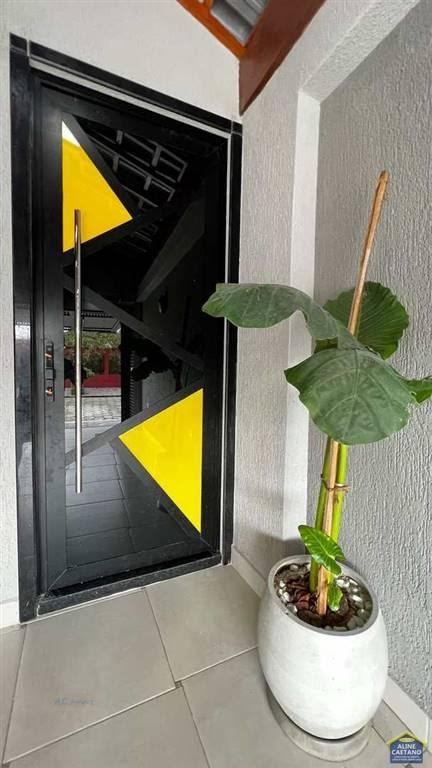 Casa à venda com 3 quartos, 2 suítes, 2 vagas e 115m² no Vilamar, Praia Grande (SP) — foto 4 de 18