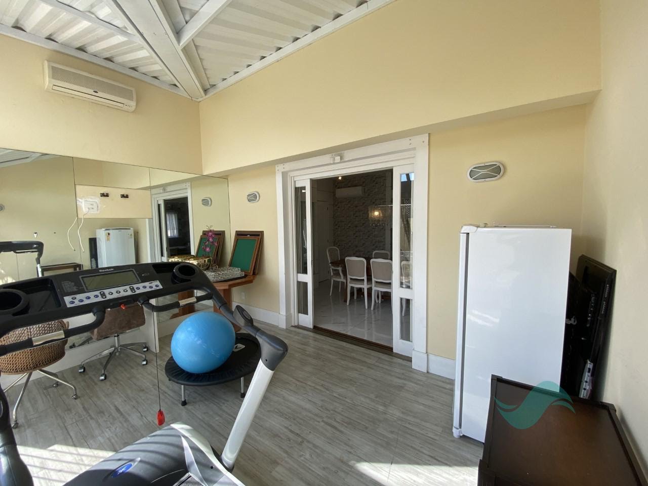 Casa à venda com 3 quartos, 3 suítes, 2 vagas e 492m² no Jurerê, Florianópolis (SC) — foto 16 de 23