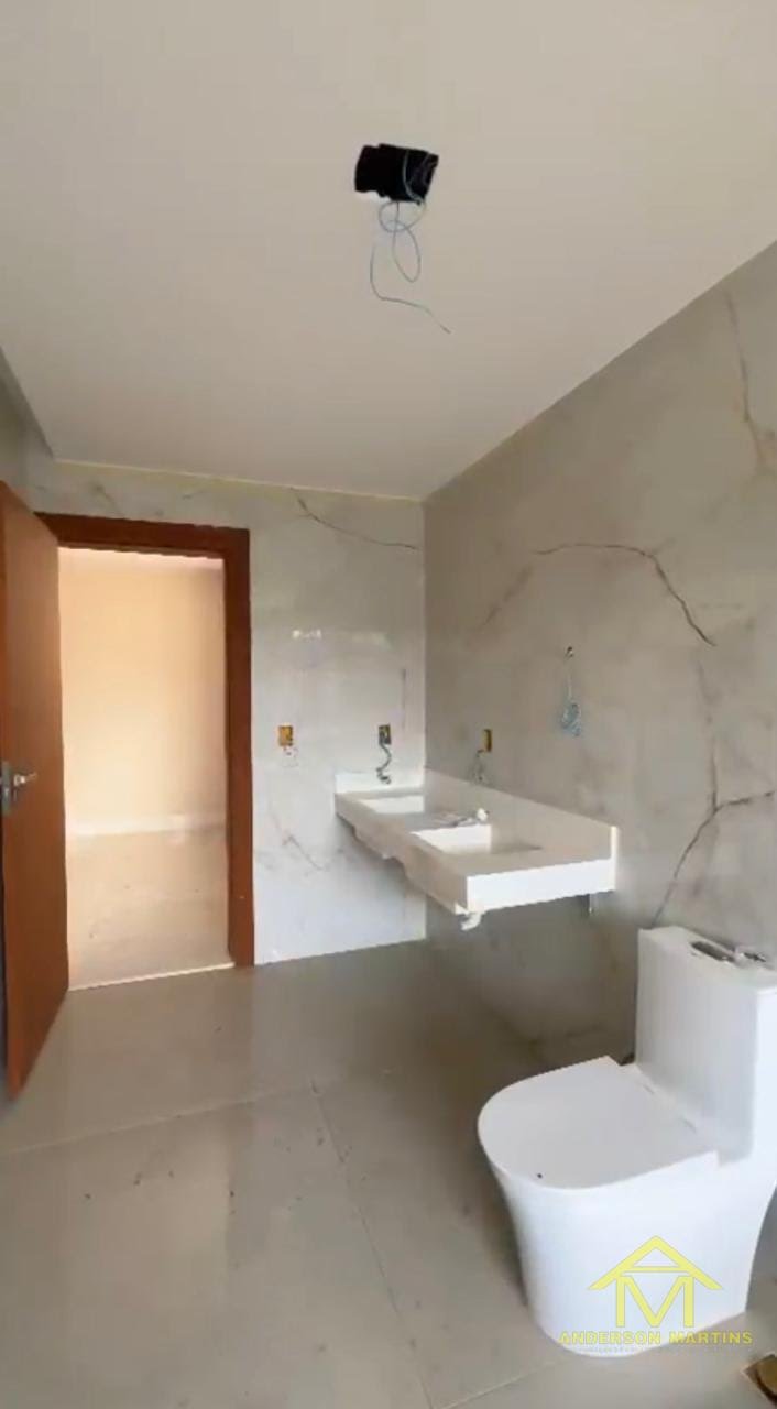 Casa à venda com 4 quartos, 2 banheiros e 450m² no Santa Paula I, Vila Velha (ES) — foto 2 de 6