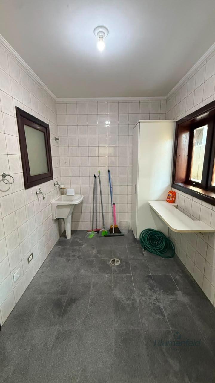 Casa para alugar com 3 quartos, 2 suítes, 3 vagas e 200m² no Condomínio Arujazinho IV, Arujá (SP) — foto 23 de 30