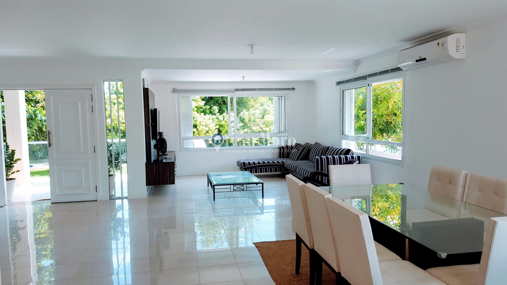 Casa para alugar com 4 quartos, 2 suítes, 2 vagas e 360m² no Daniela, Florianópolis (SC) — foto 30 de 30