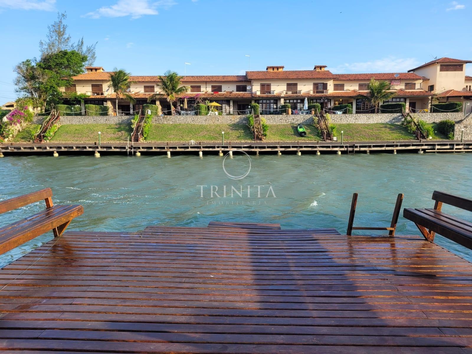 deck-casa-no-canal-enseada-azul-buzios