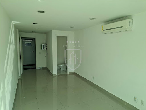 Sala em Freguesia (Jacarepaguá)  -  Rio de Janeiro