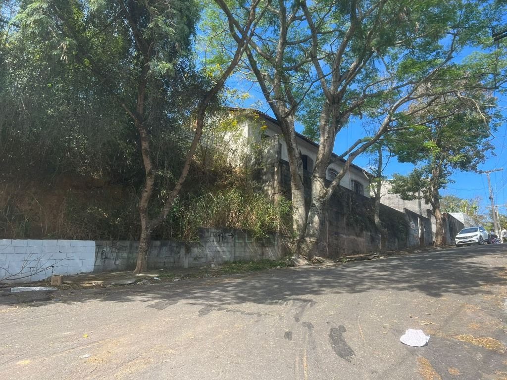 Casa à venda com 300m² no Centro, Arujá (SP) — foto 3 de 7