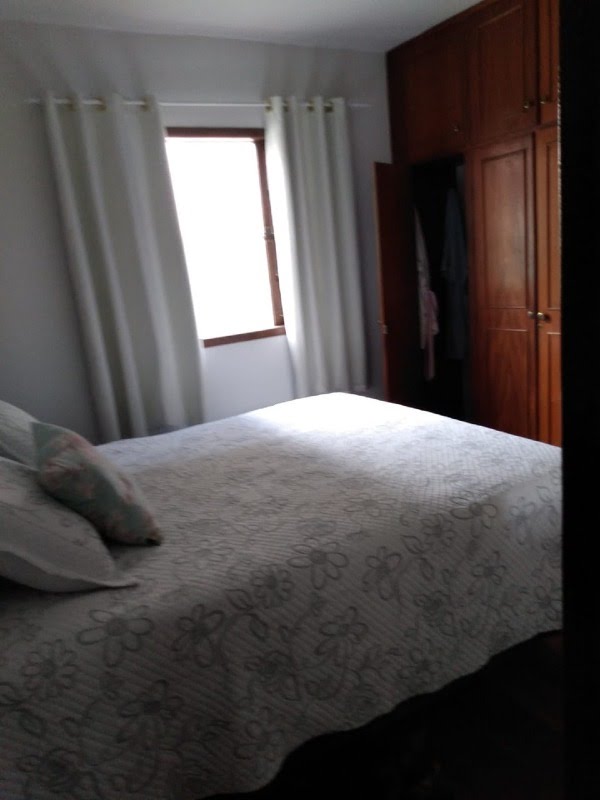Casa à venda com 3 quartos, 1 suíte, 4 vagas e 240m² no São João Batista, Belo Horizonte (MG) — foto 2 de 13