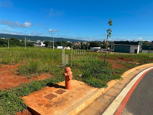 Lote à Venda no Residencial Cidade Jardim, Montes Claros
