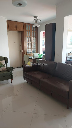 Apartamento no Campo Belo com 3 dormitórios (1 suíte) | 2 banheiros | 2 vagas | sacada | andar alto | Locação 90m²