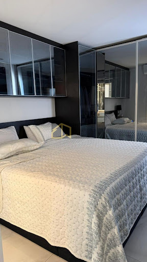 Apartamento em Chácaras Alto da Glória  -  Goiânia