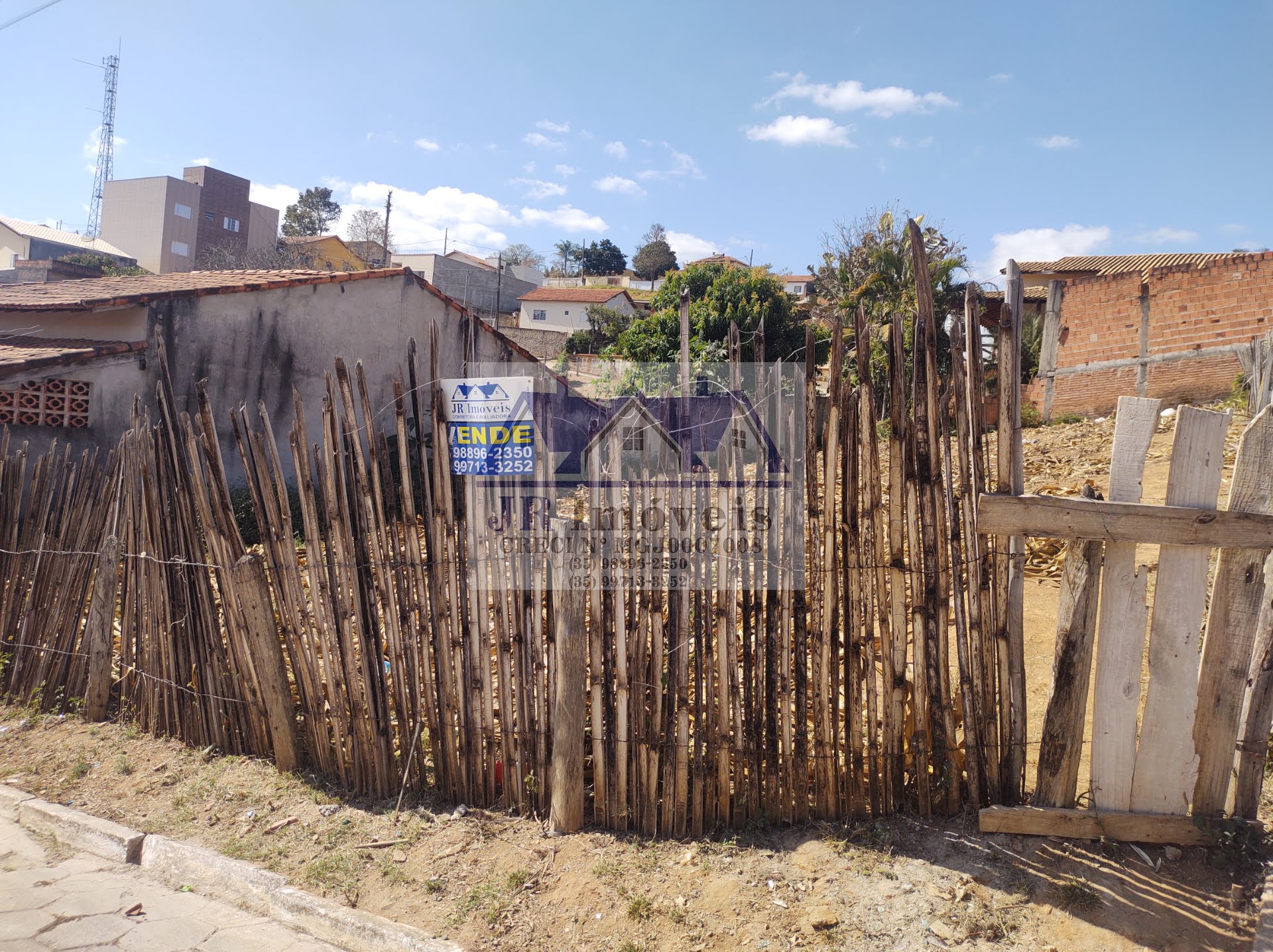 Terreno à venda com 300m² de terreno no Santa Barbara, Piranguinho (MG) — foto 13 de 23