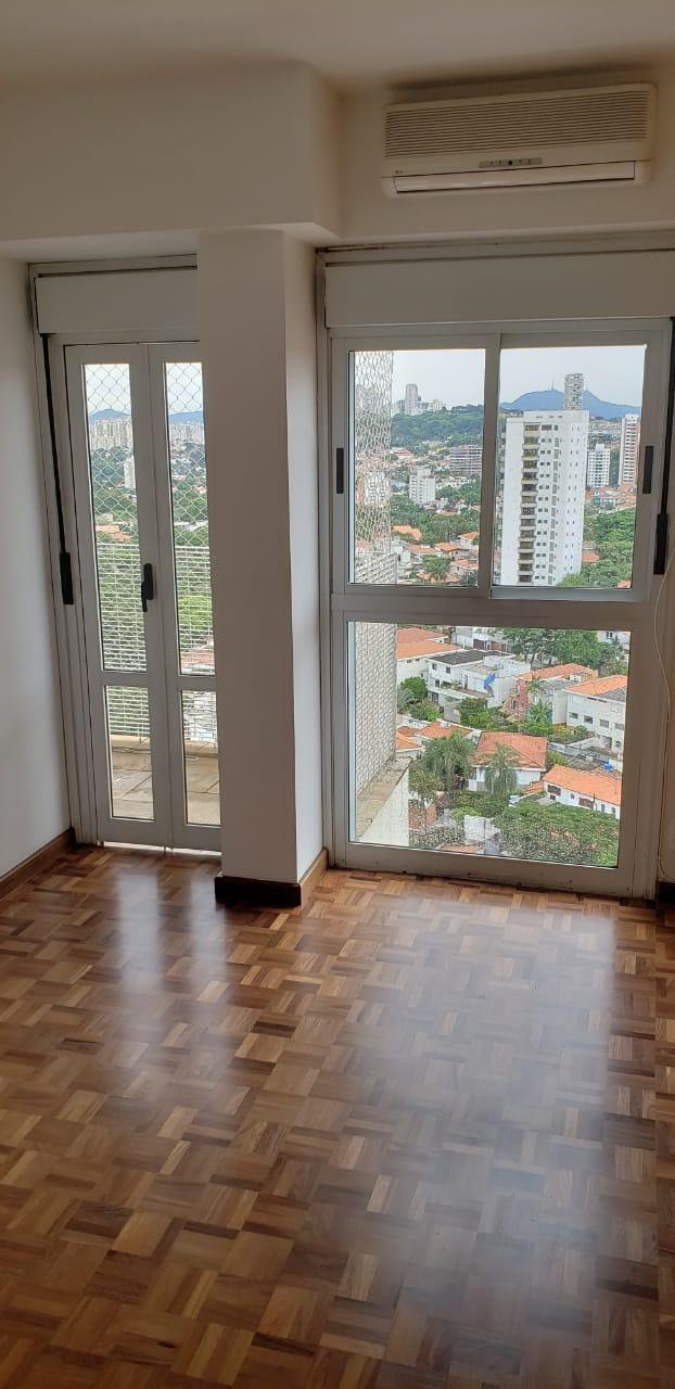 Apartamento Duplex à Venda Rua Leão Coroado, Vila Madalena/SP