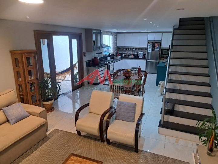Casa à venda com 4 quartos, 1 suíte, 2 vagas e 273m² no Rudge Ramos, São Bernardo do Campo (SP) — foto 8 de 30