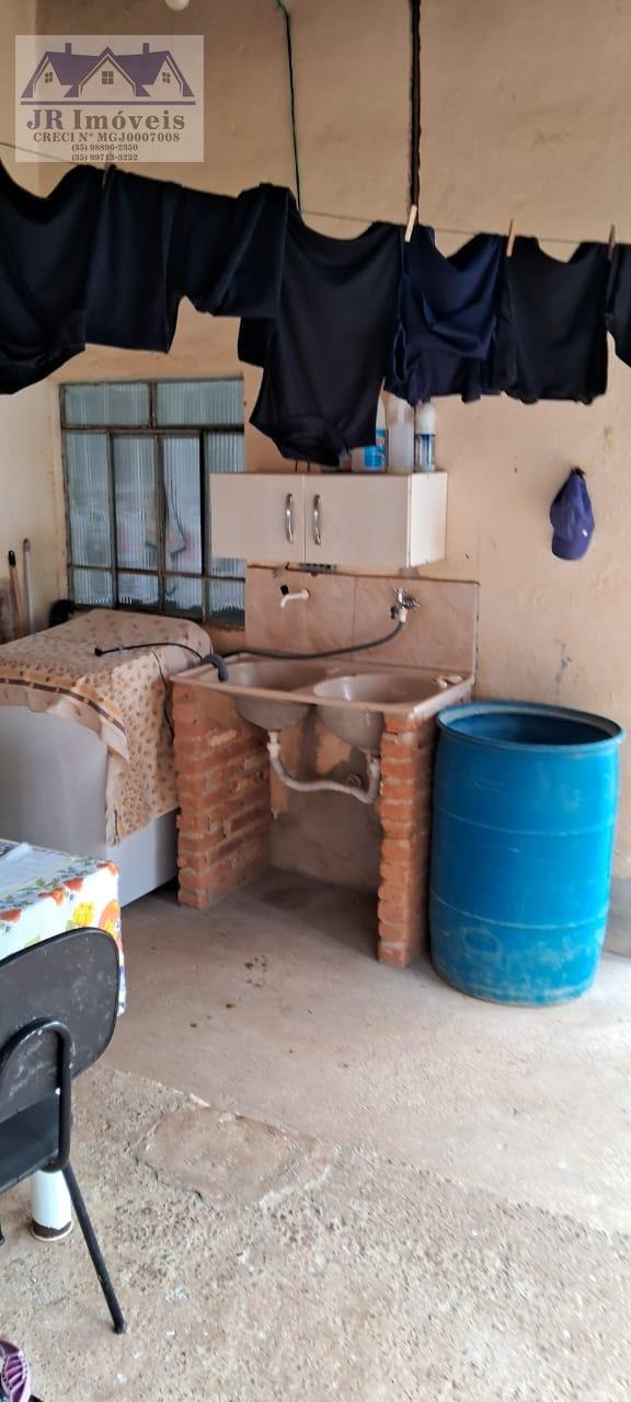 Casa à venda com 2 quartos e 1 banheiro no Bairro Santa Barbara, Piranguinho (MG) — foto 9 de 20